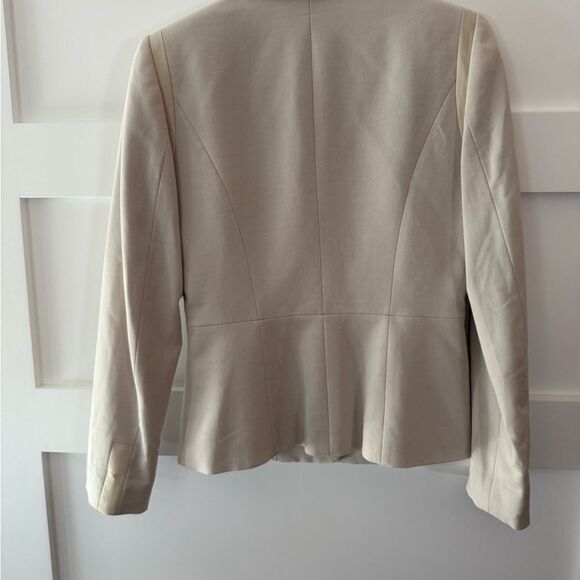 Antonio Melani Cream Tuxedo  Blazer size 4 - Picture 3 of 8